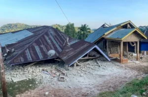 Un terremoto de magnitud 7,7 sacudió la costa de Indonesia: al menos dos muertos