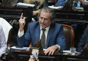Benegas Lynch, sobre la morosidad: «Compraron una TV y, como Argentina no ganó el Mundial, no quieren pagar»