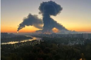 Ucrania bombardeó una refinería y una instalación logística en Moscú