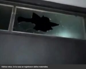 Investigan ataque a la vivienda de la joven que humilló a víctima de bullying