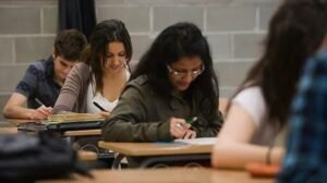 ¿Estudiar cuesta $28.000 por mes?