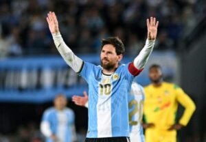 Con un monumental colmado, Lionel Messi se despide con un gol ante Benin