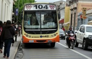 Se realizó la apertura de sobres para la renovación integral de la línea 104