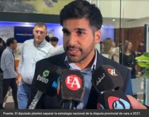 Tiago Puente propone que La Libertad Avanza no compita por la Gobernación en 2027