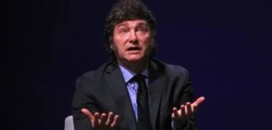 La imagen negativa de Javier Milei trepó al 56%